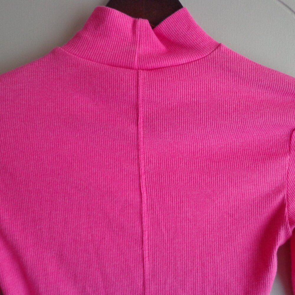 NWOT American Eagle Cropped Ribbed Top XS/TP Long Sleeves Mock Neck Hot Pink - Picture 5 of 11